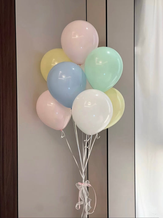 Floating Latex Balloons Bundle (8 Balloons)